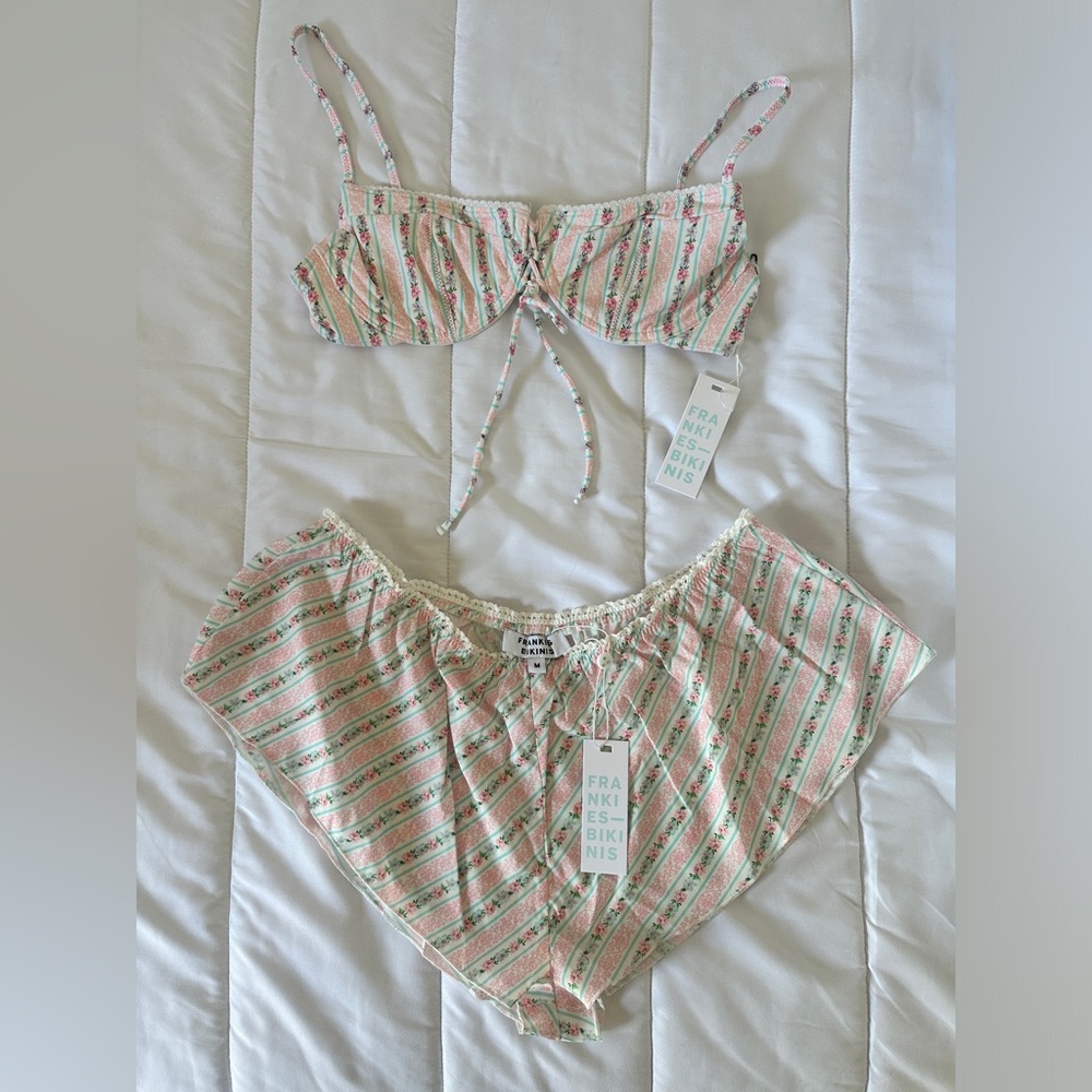 Lucia Floral Underwire Bikini Top// Flora Mini Skort Shorts// Frankie’s Bikinis